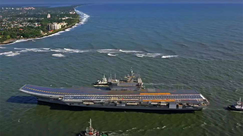 तैयार हो रहा भारत का सबसे बड़ा WarShip 'INS VISHAL', जानिए क्या होगी लंबाई और कीमत