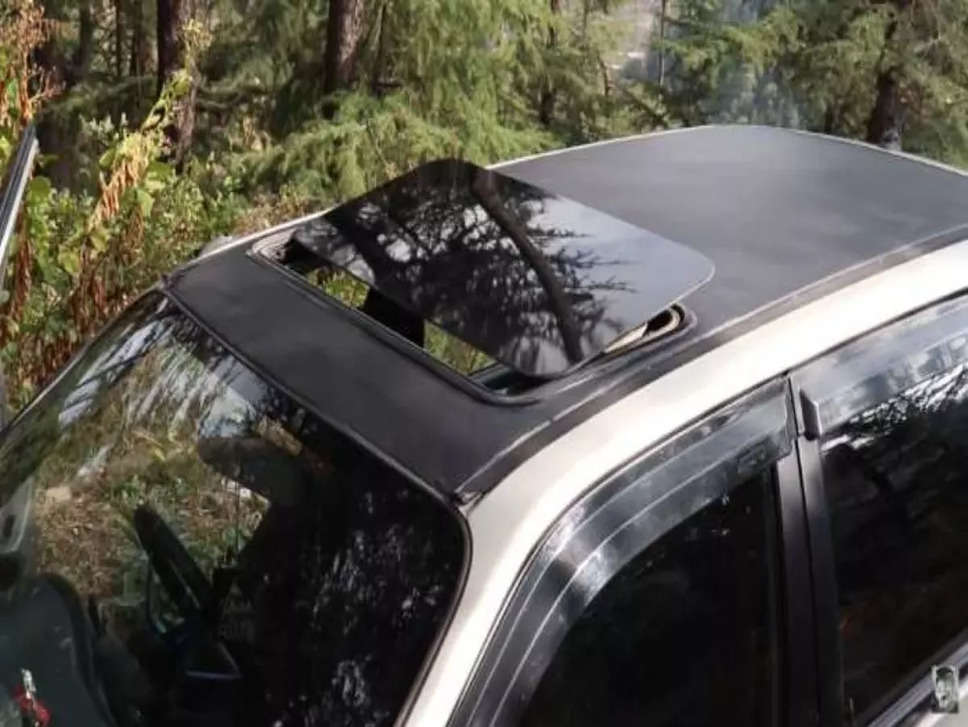 Sunroof: क्या आपकी गाड़ी में भी है सनरूफ, अब किसी काम की नहीं